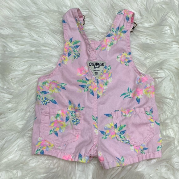 Like New OshKosh B’Gosh infant overalls - Picture 3 of 5